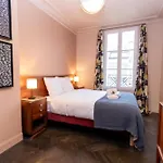 Superb Flat With Terrace In The Centre Of Paris