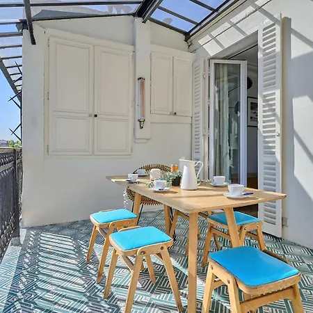 Superb Flat With Terrace In The Centre Of Appartamento